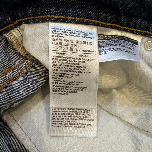 Levi’s Distressed Denim Mini Skirt W27 Vintage Inspired Y2K Festival Ready - Picture 7 of 10